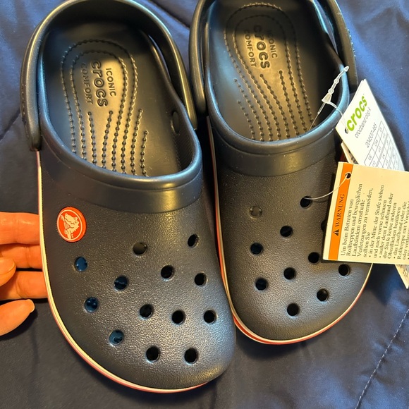 CROCS • Blue & White Crocs Kid Shoe  • 13 • - Picture 4 of 7